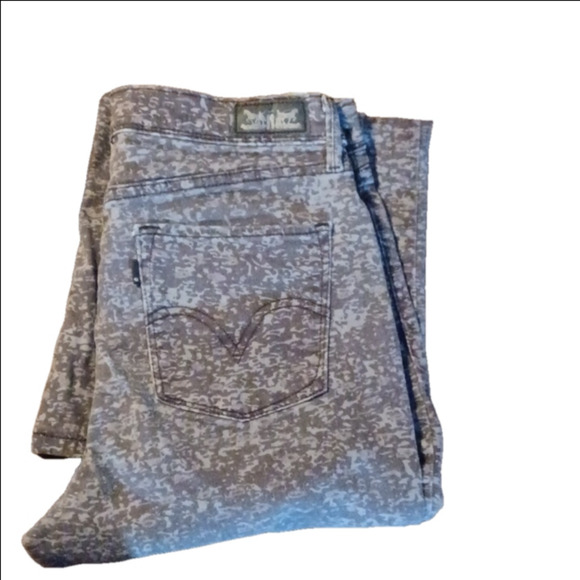 LEVIS 512, STRAIGHT LEG, PERFECTLY SLIMMING, WOMENS 30, CHARCOLE, AND GR… - Picture 2 of 8